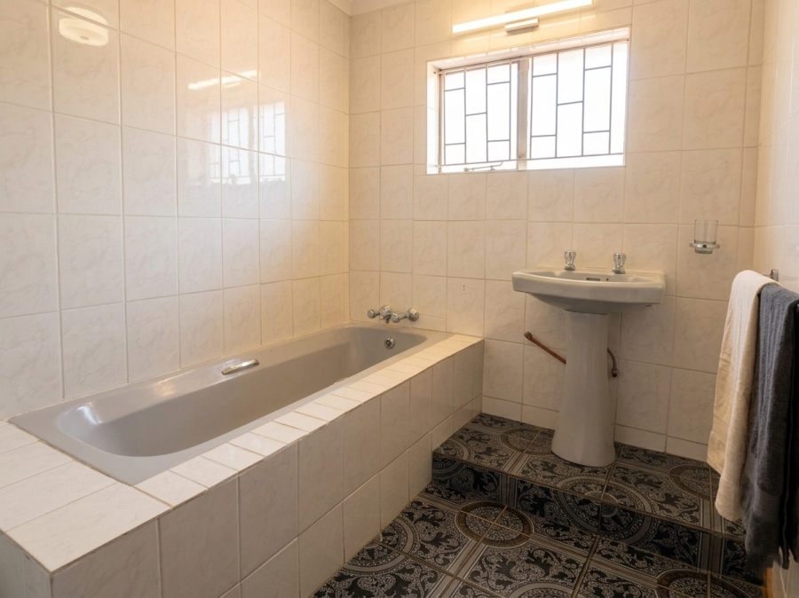 4 Bedroom Property for Sale in Safari Gardens North West